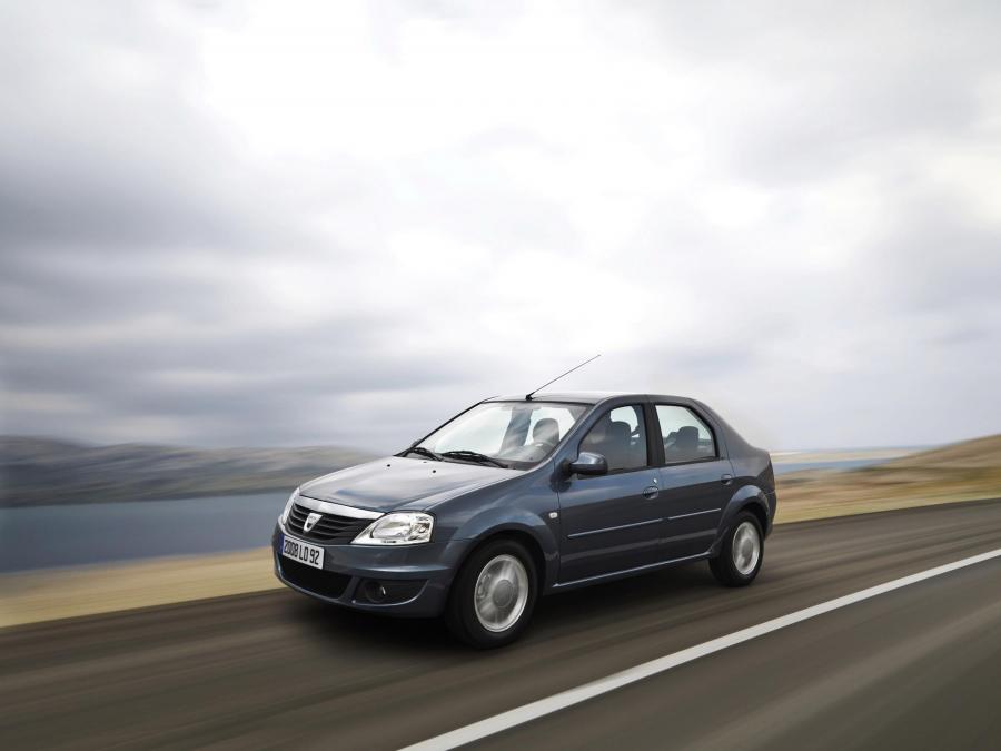  Dacia Logan 2008 года  (фото 28 из 81)